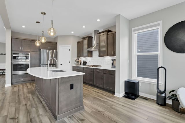 300 Harness Way, Delaware, OH 43015