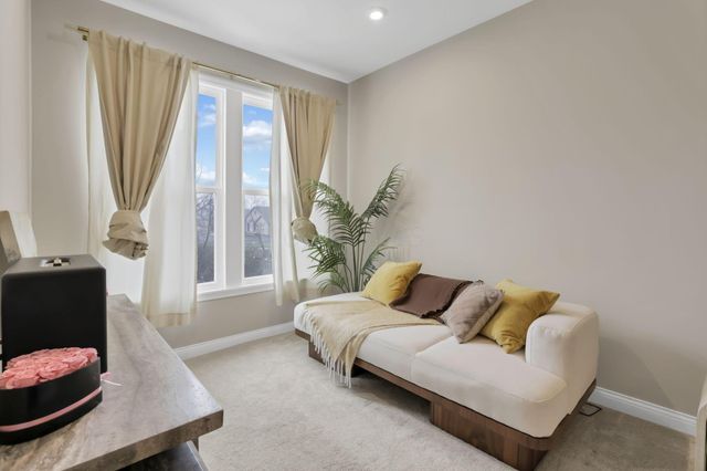 300 Harness Way, Delaware, OH 43015