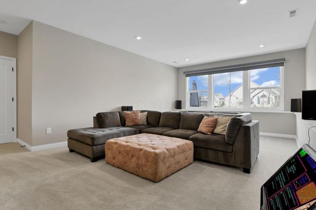 300 Harness Way, Delaware, OH 43015