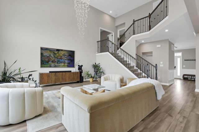 300 Harness Way, Delaware, OH 43015