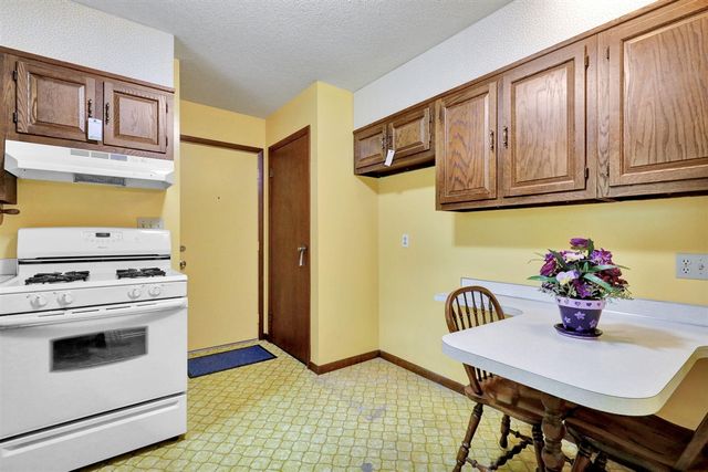 7701 Laurie Lane, Saginaw, MI 48609