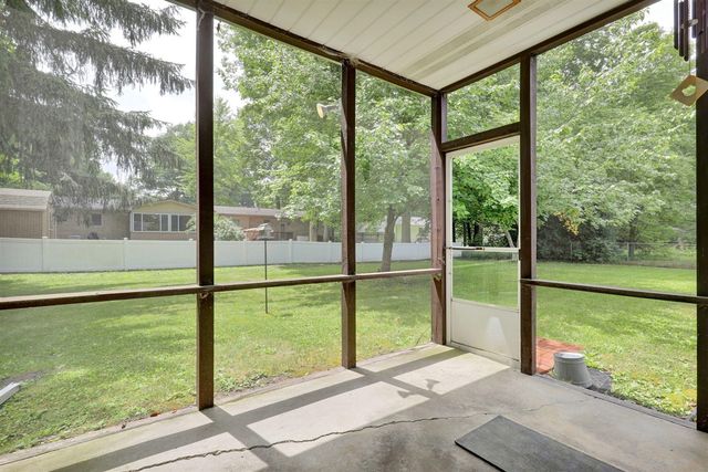 7701 Laurie Lane, Saginaw, MI 48609