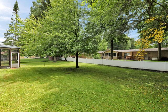 7701 Laurie Lane, Saginaw, MI 48609