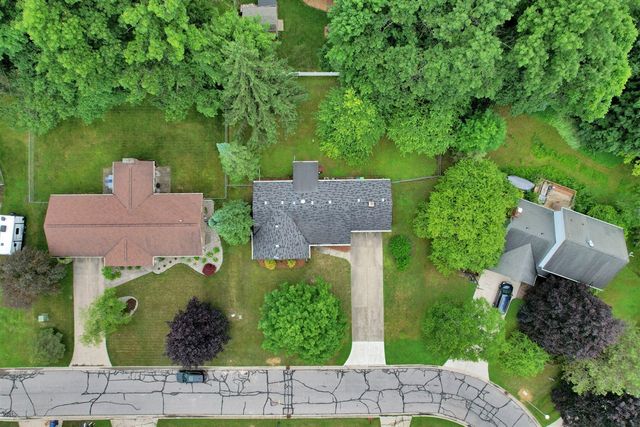 7701 Laurie Lane, Saginaw, MI 48609