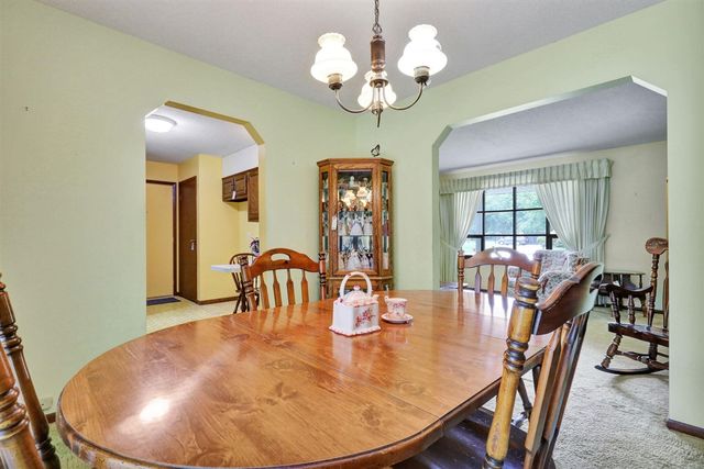 7701 Laurie Lane, Saginaw, MI 48609
