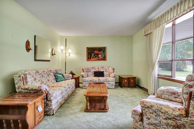 7701 Laurie Lane, Saginaw, MI 48609