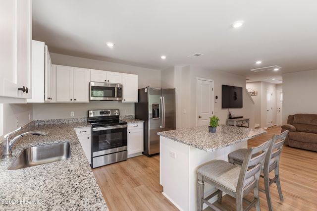 1648 Branchwood Road NE, Bolivia, NC 28422