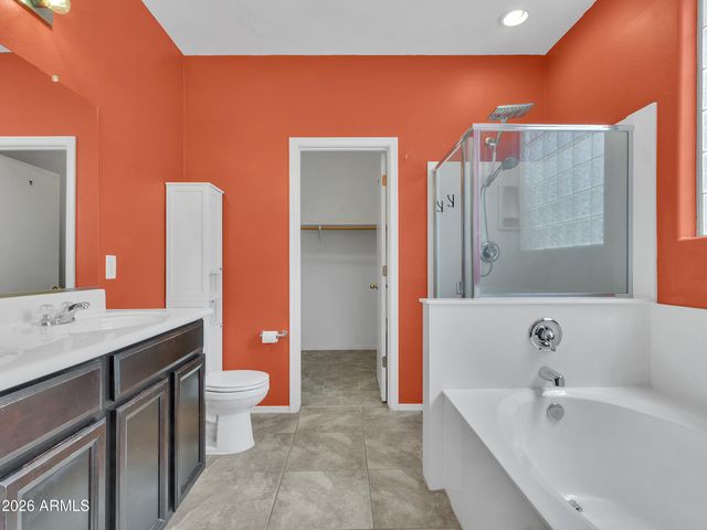 2307 W DESERT Lane, Phoenix, AZ 85041