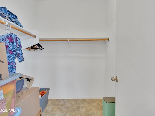 2307 W DESERT Lane, Phoenix, AZ 85041