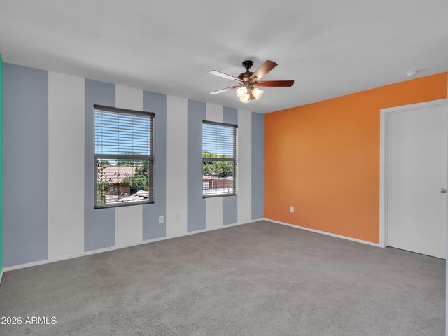 2307 W DESERT Lane, Phoenix, AZ 85041