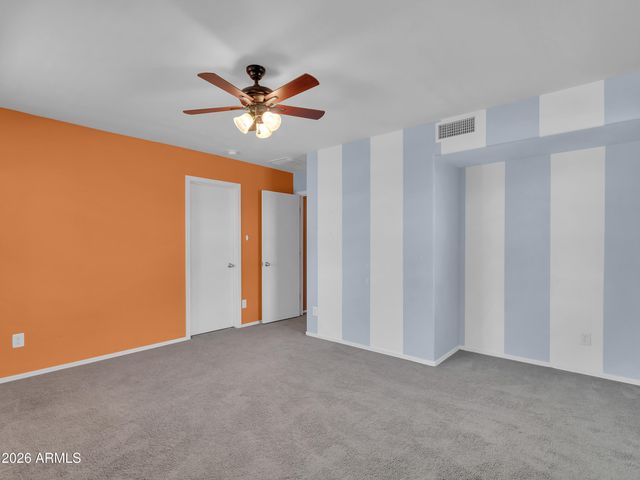 2307 W DESERT Lane, Phoenix, AZ 85041