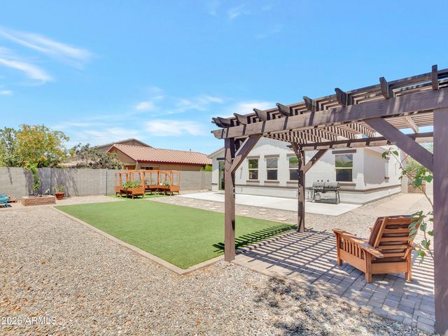 2307 W DESERT Lane, Phoenix, AZ 85041