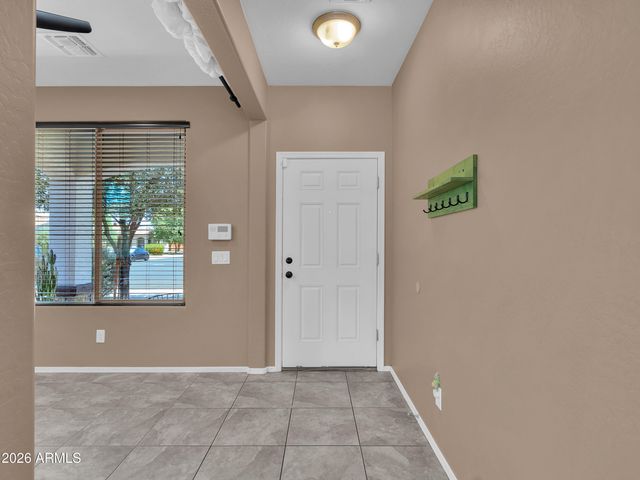 2307 W DESERT Lane, Phoenix, AZ 85041