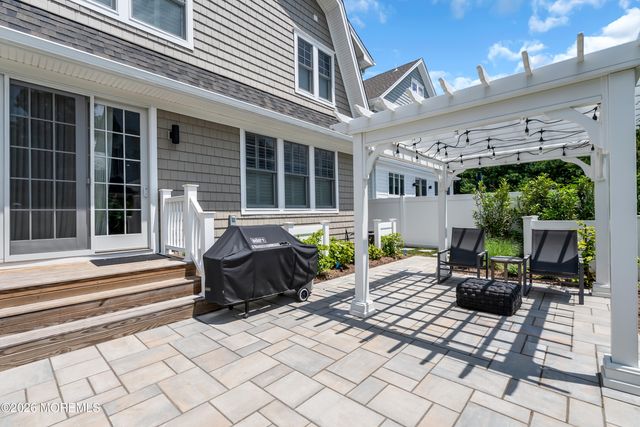 7 Marcellus Avenue, Manasquan, NJ 08736