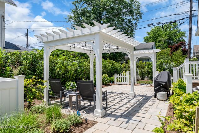 7 Marcellus Avenue, Manasquan, NJ 08736