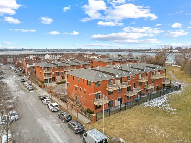 223 Constitution Place A, College Point, NY 11356