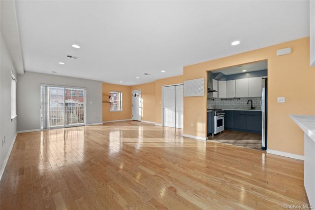 223 Constitution Place A, College Point, NY 11356