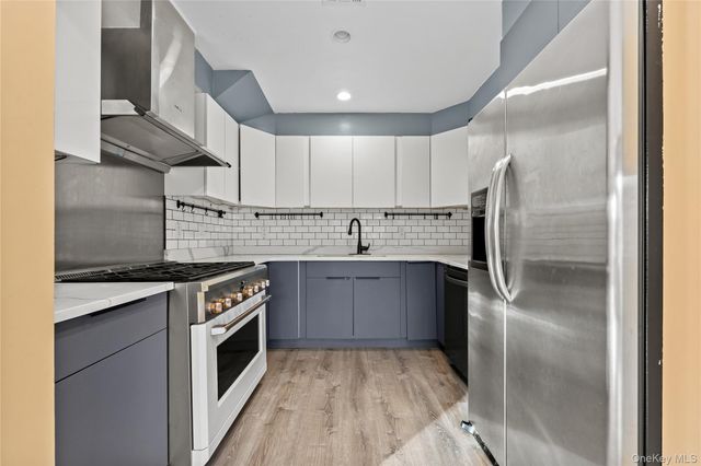 223 Constitution Place A, College Point, NY 11356