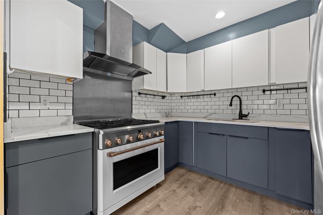 223 Constitution Place A, College Point, NY 11356