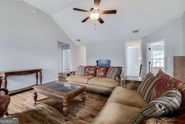 25 Swallow Tail Circle, Savannah, GA 31405