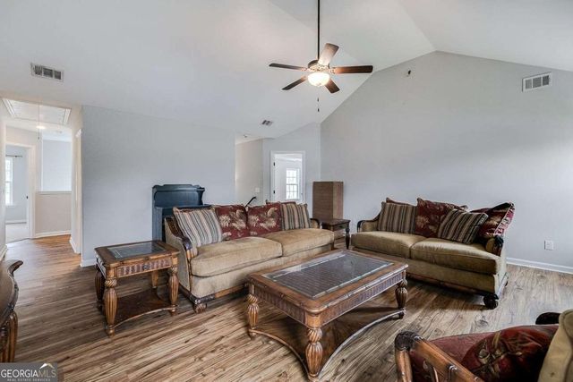 25 Swallow Tail Circle, Savannah, GA 31405