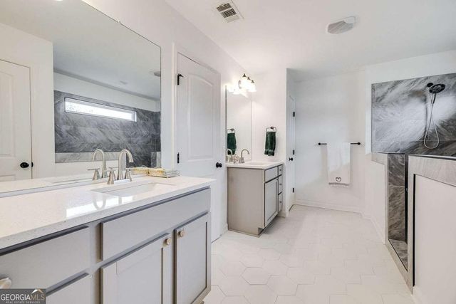 25 Swallow Tail Circle, Savannah, GA 31405