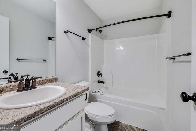 25 Swallow Tail Circle, Savannah, GA 31405