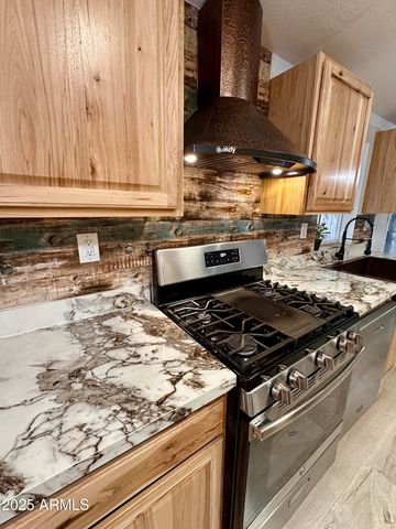 80 ACR 8050 Road, Concho, AZ 85924