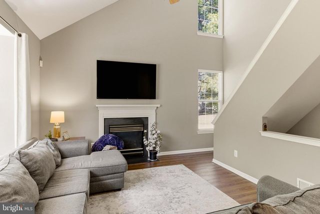 65 FOX HOLLOW LN, Sewell, NJ 08080