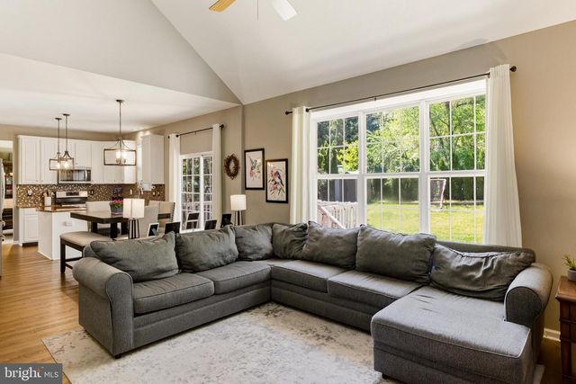 65 FOX HOLLOW LN, Sewell, NJ 08080