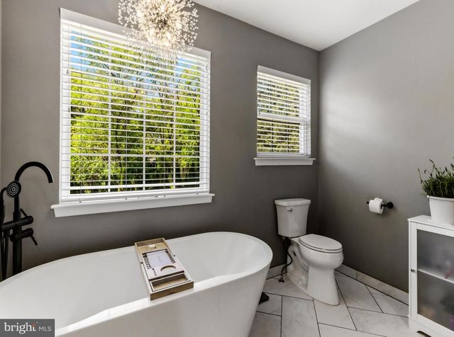 65 FOX HOLLOW LN, Sewell, NJ 08080