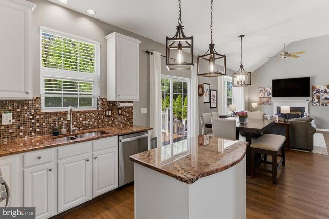 65 FOX HOLLOW LN, Sewell, NJ 08080