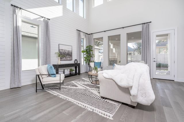 120 Diamondback DR, Georgetown, TX 78628