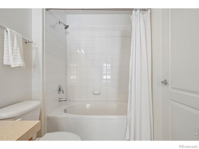 4715 Hahns Peak Drive 201, Loveland, CO 80538