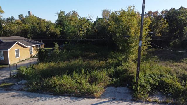 4420 Buck Street, Houston, TX 77020