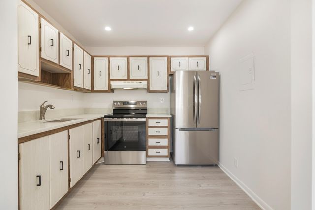 136 Flanders C, Delray Beach, FL 33484
