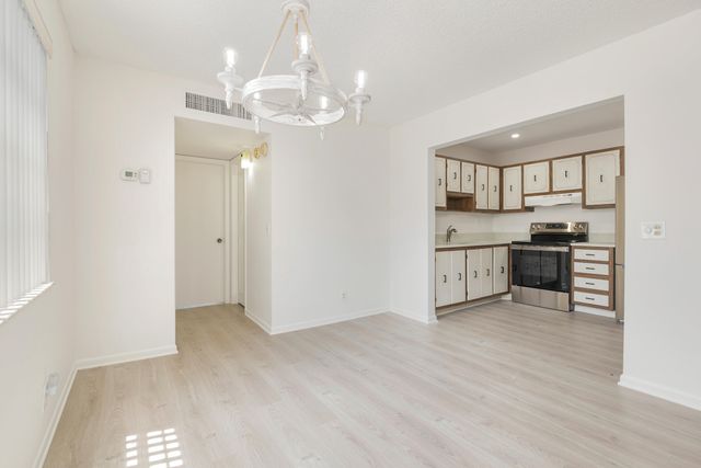 136 Flanders C, Delray Beach, FL 33484