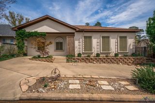2202 Robbinwood Lane, Longview, TX 75601