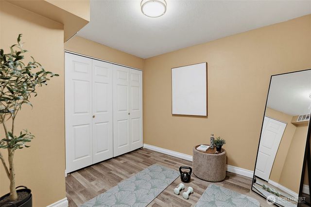 16106 Densmore Avenue N, Shoreline, WA 98133