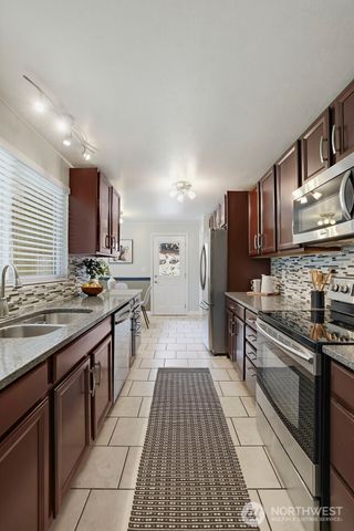 16106 Densmore Avenue N, Shoreline, WA 98133