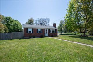 1 Knollwood Drive, Cumberland, RI 02864
