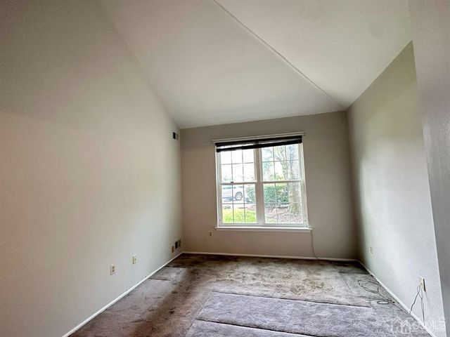 6111 Cedar Court, South Brunswick, NJ 08852