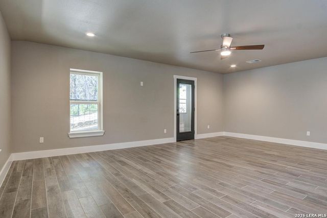 700 Firefly Dr, Canyon Lake, TX 78133