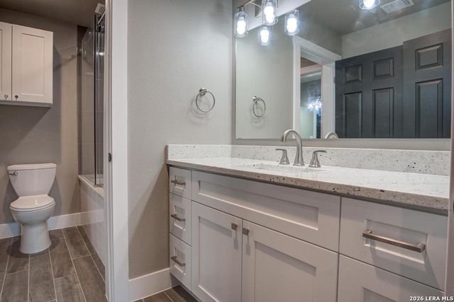 700 Firefly Dr, Canyon Lake, TX 78133