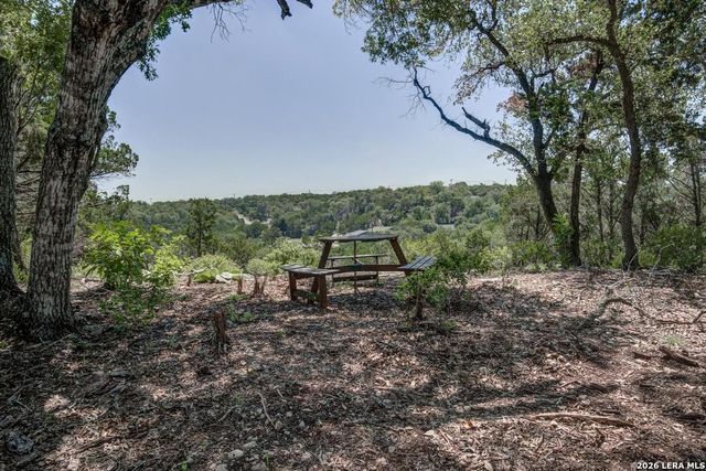 700 Firefly Dr, Canyon Lake, TX 78133