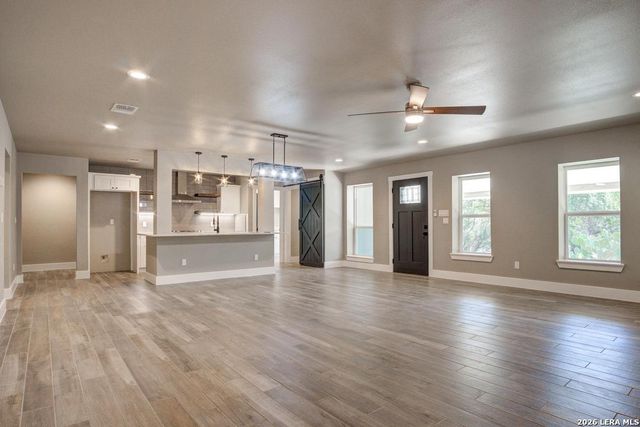 700 Firefly Dr, Canyon Lake, TX 78133