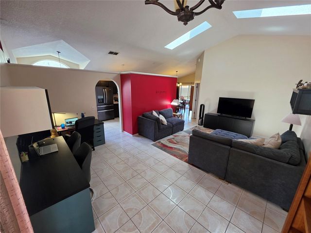 10041 RIVER GLEN CT, Orlando, FL 32825