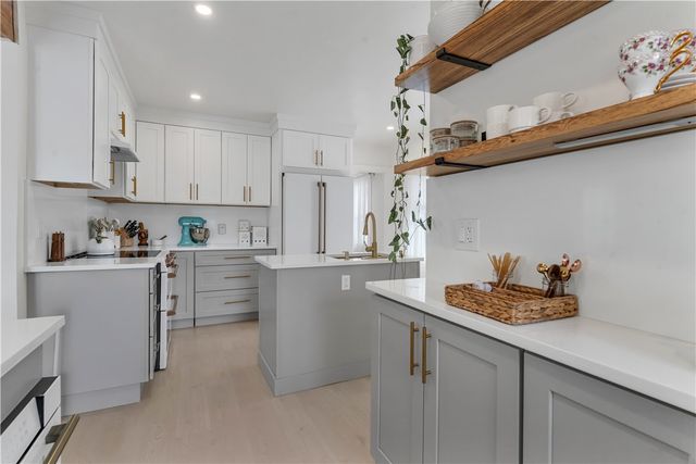 212 Leah Street, Providence, RI 02908