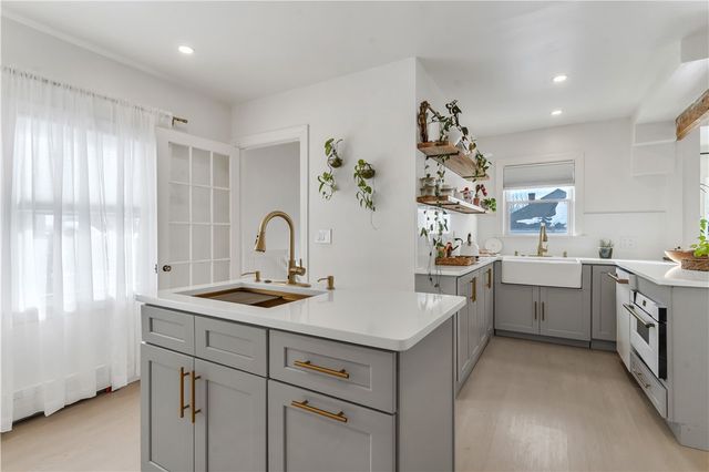 212 Leah Street, Providence, RI 02908