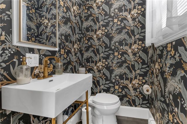 212 Leah Street, Providence, RI 02908